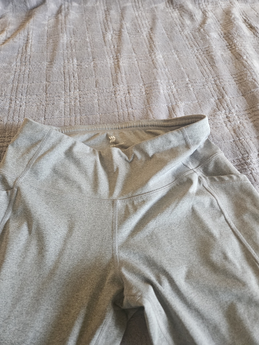 Womans All In Motion Athletic leggings with Side pockets Size Large - Picture 9 of 16